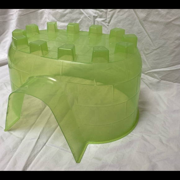 Large small-animal habitat - Picture 2 of 8